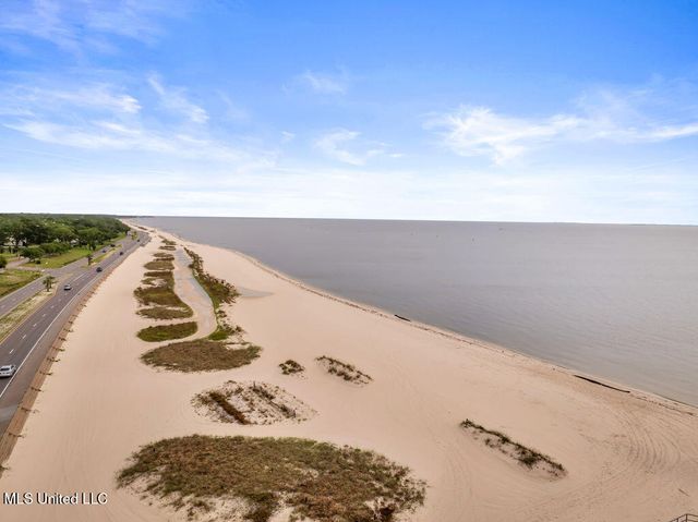 255 E Scenic Drive, C, Pass Christian, MS 39571