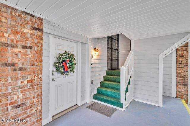 255 E Scenic Drive, C, Pass Christian, MS 39571