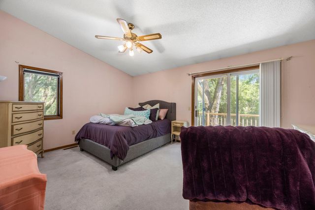 1070 Mcknight Road S, Maplewood, MN 55119