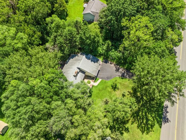 1070 Mcknight Road S, Maplewood, MN 55119