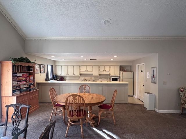 1407 Wingate Way, Sandy Springs, GA 30350