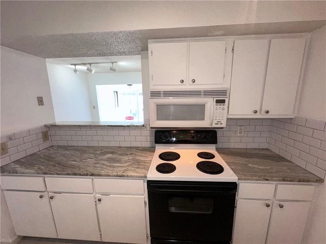 1407 Wingate Way, Sandy Springs, GA 30350