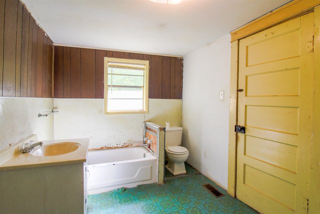 2440 EDITH NANKIPOO RD, Ripley, TN 38063