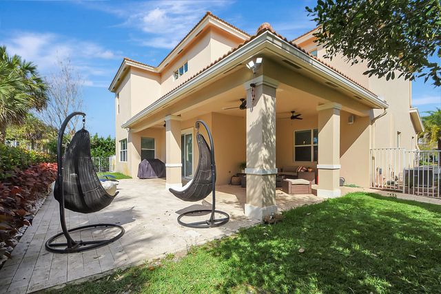 8952 Cypress Grove Lane, Royal Palm Beach, FL 33436