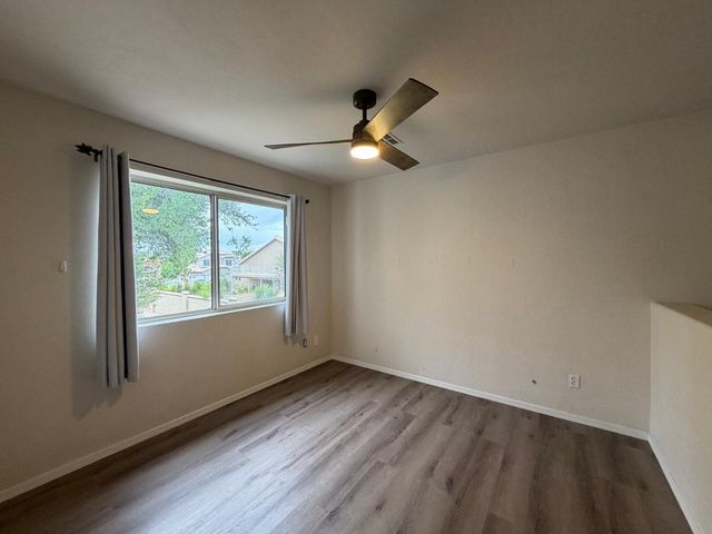 902 S Surfside Drive, Gilbert, AZ 85233