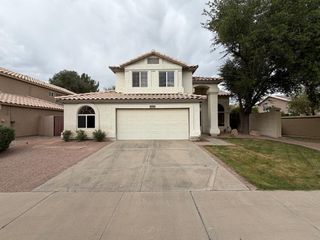 902 S Surfside Drive, Gilbert, AZ 85233