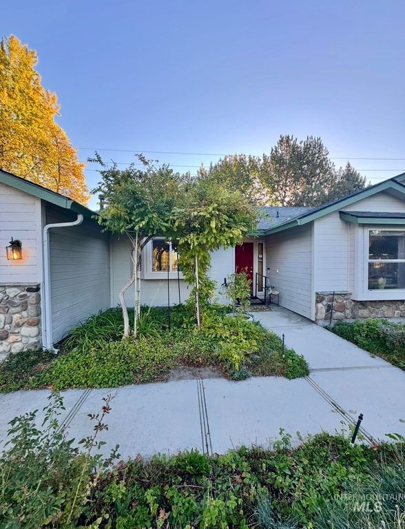 7208 N Crewe Ave, Boise, ID 83714 photo 5