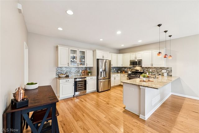 119 Vine Street, Westlake, OH 44145