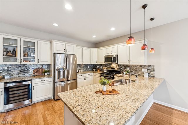 119 Vine Street, Westlake, OH 44145