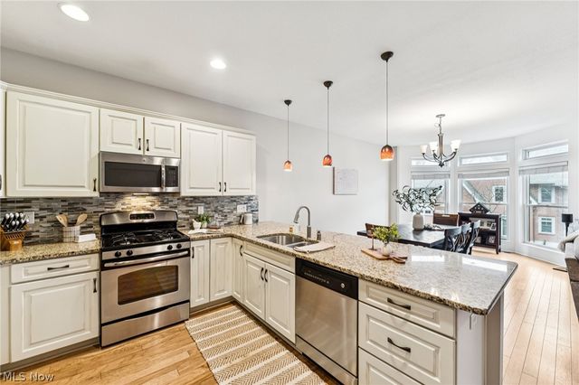 119 Vine Street, Westlake, OH 44145