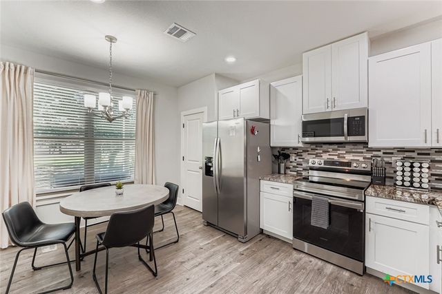 18803 Hogan Circle 14, Point Venture, TX 78645