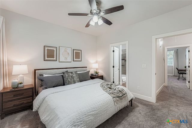 18803 Hogan Circle 14, Point Venture, TX 78645