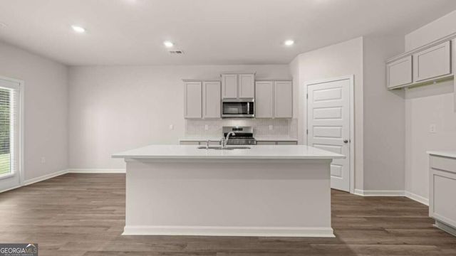 180 Pinemarrow Trail, Stockbridge, GA 30281