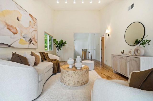 632 Sand Hill Circle, Menlo Park, CA 94025