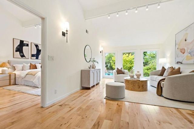 632 Sand Hill Circle, Menlo Park, CA 94025