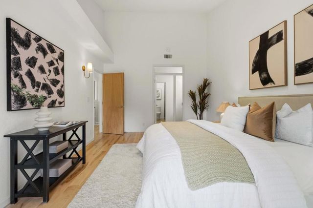 632 Sand Hill Circle, Menlo Park, CA 94025