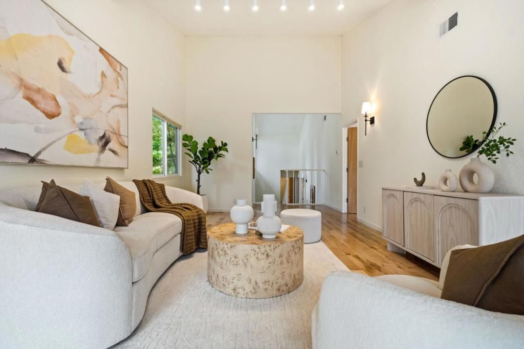 Image 20 of property listing at 632 Sand Hill Circle, Menlo Park, CA 94025