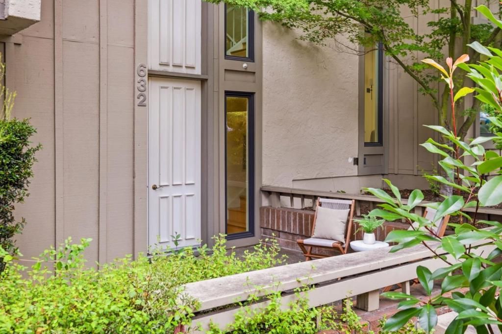 Image 32 of property listing at 632 Sand Hill Circle, Menlo Park, CA 94025