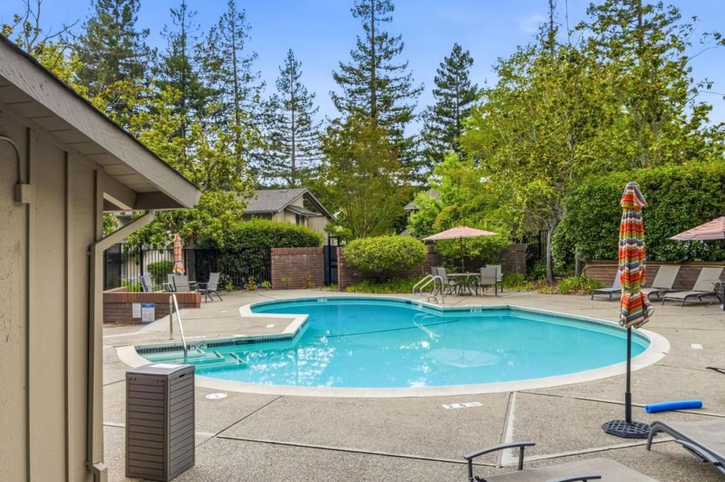 Image 35 of property listing at 632 Sand Hill Circle, Menlo Park, CA 94025