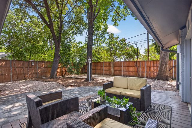 2714 Felicia Court, Dallas, TX 75228