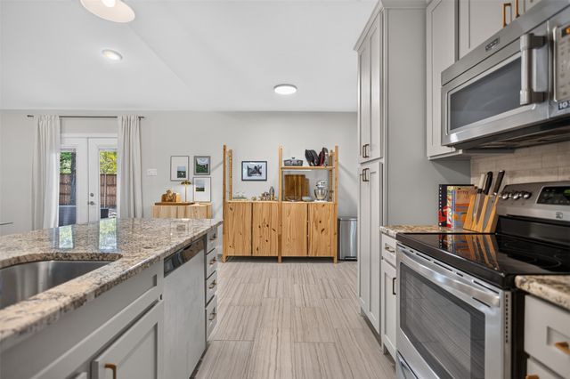 2714 Felicia Court, Dallas, TX 75228