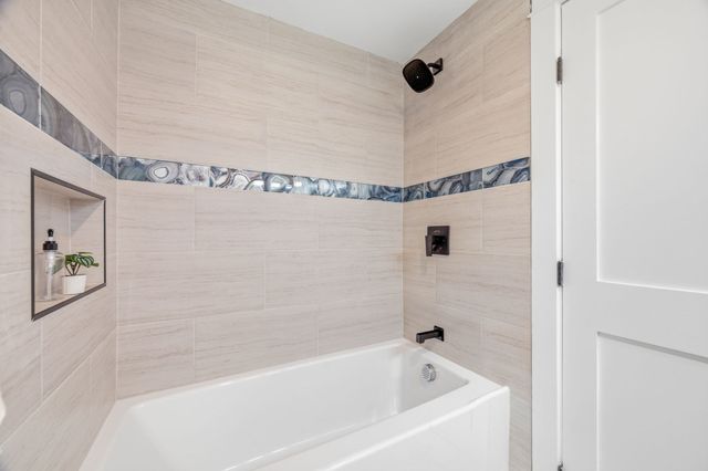 154 Birch St, Braintree, MA 02184