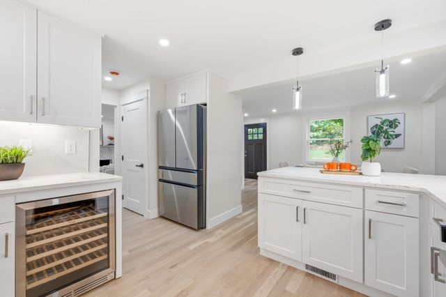 154 Birch St, Braintree, MA 02184