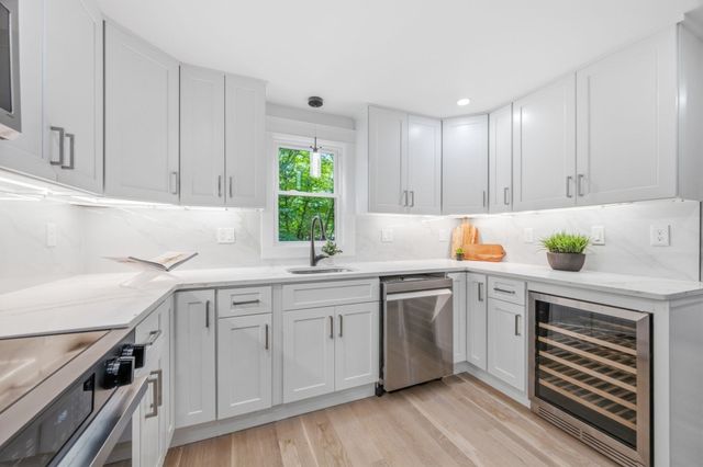 154 Birch St, Braintree, MA 02184