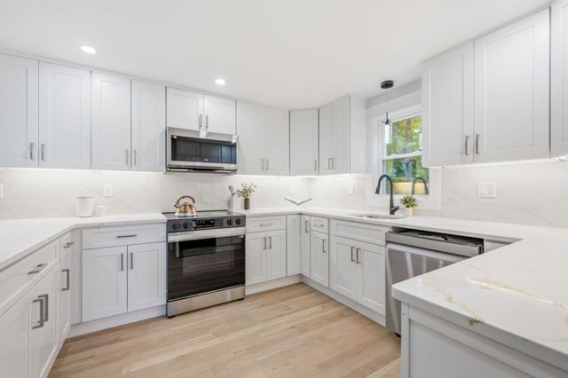 154 Birch St, Braintree, MA 02184