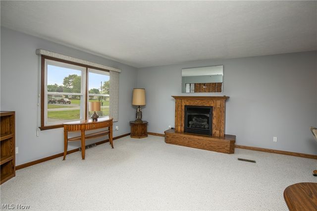 4319 Ridge Road, Cortland, OH 44410