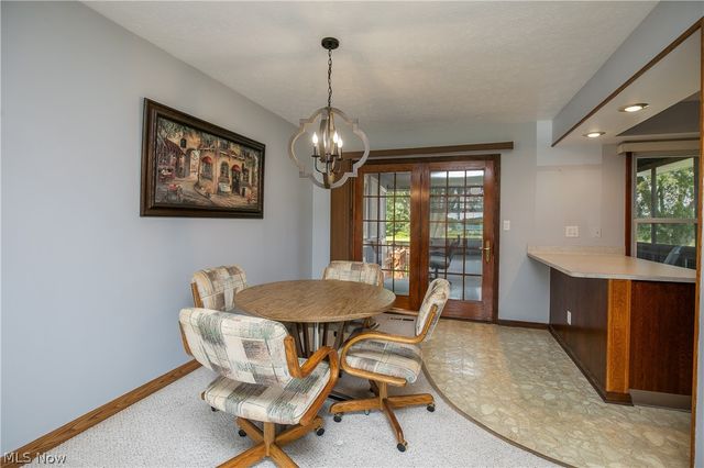 4319 Ridge Road, Cortland, OH 44410