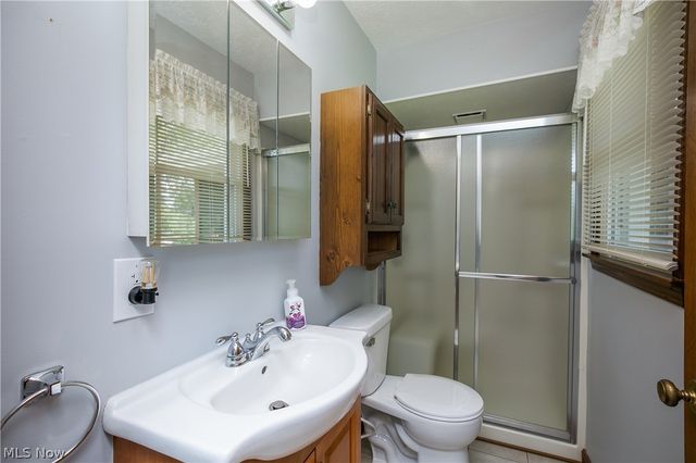 4319 Ridge Road, Cortland, OH 44410