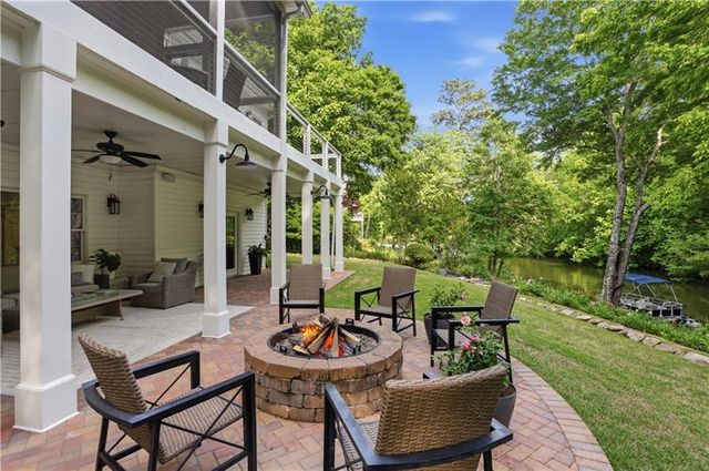 4680 Gilhams Rd, Roswell, GA 30075