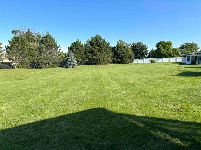 5989 Red Feather Street, Bay City, MI 48706