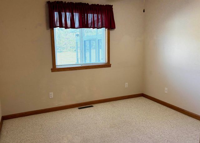 5989 Red Feather Street, Bay City, MI 48706