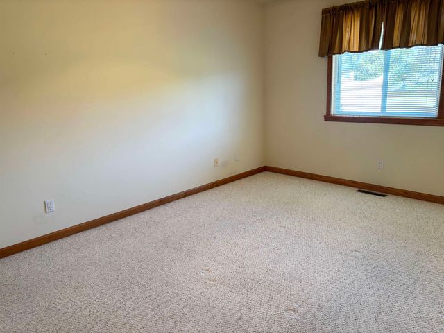 5989 Red Feather Street, Bay City, MI 48706