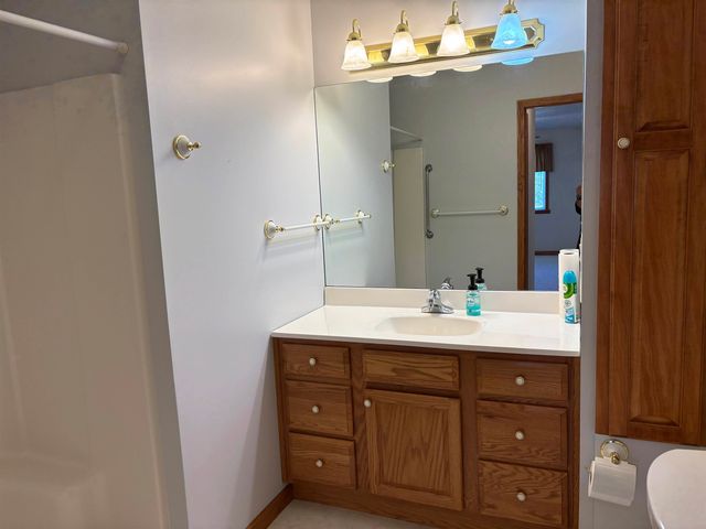 5989 Red Feather Street, Bay City, MI 48706