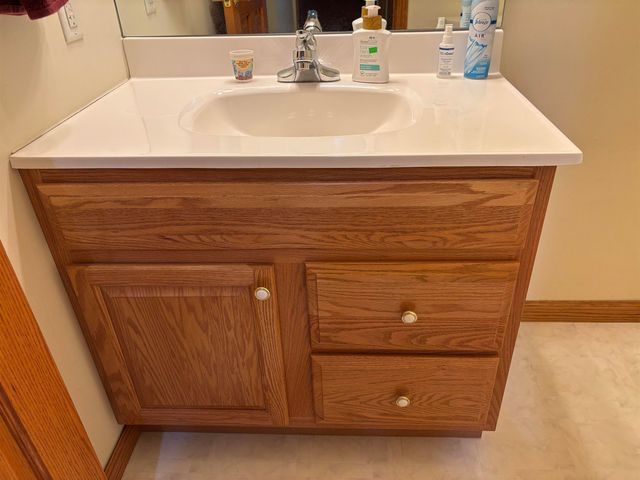 5989 Red Feather Street, Bay City, MI 48706