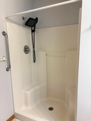 5989 Red Feather Street, Bay City, MI 48706