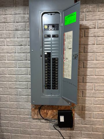 5989 Red Feather Street, Bay City, MI 48706