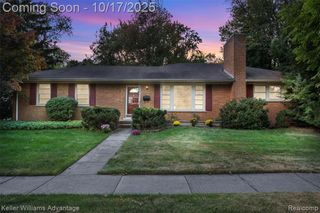 15709 Stamford Street, Livonia, MI 48154