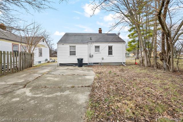 8468 Minock Street, Detroit, MI 48228