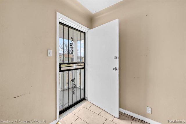 8468 Minock Street, Detroit, MI 48228