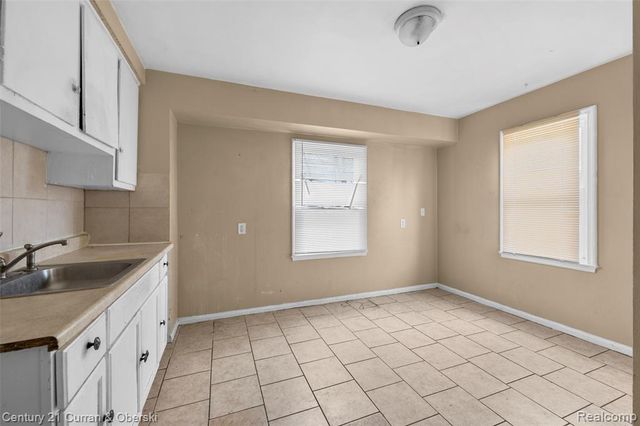 8468 Minock Street, Detroit, MI 48228