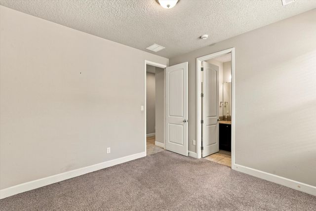 1632 Roble Drive SE, Rio Rancho, NM 87124