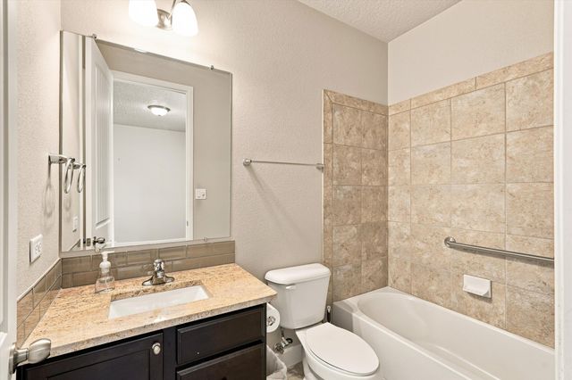 1632 Roble Drive SE, Rio Rancho, NM 87124