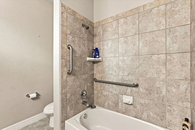 1632 Roble Drive SE, Rio Rancho, NM 87124