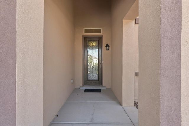 1632 Roble Drive SE, Rio Rancho, NM 87124