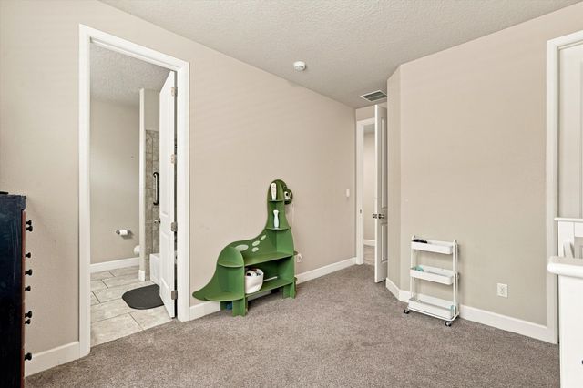 1632 Roble Drive SE, Rio Rancho, NM 87124