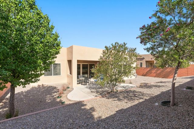 1632 Roble Drive SE, Rio Rancho, NM 87124